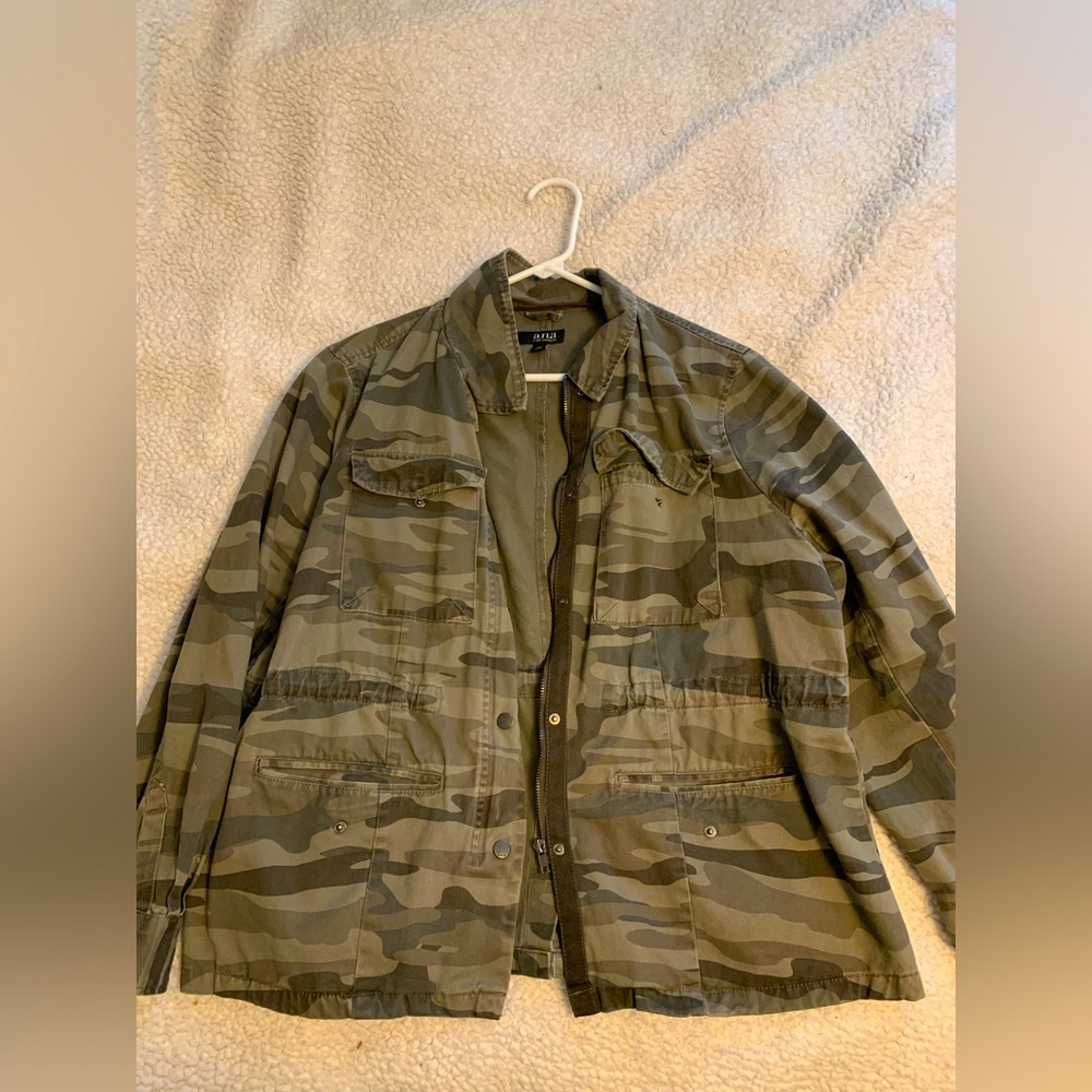 Camouflage pattern jacket